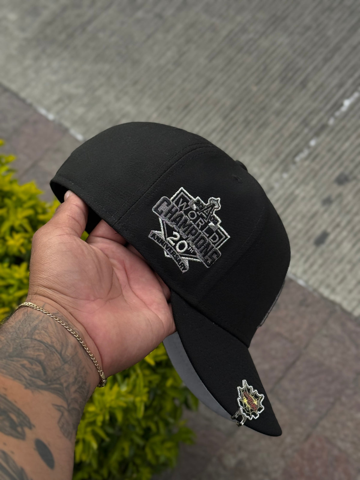 NEW ERA EXCLUSIVA
