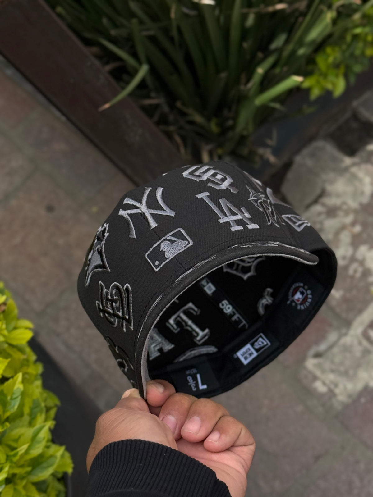 NEW ERA ALL OVER BLACK