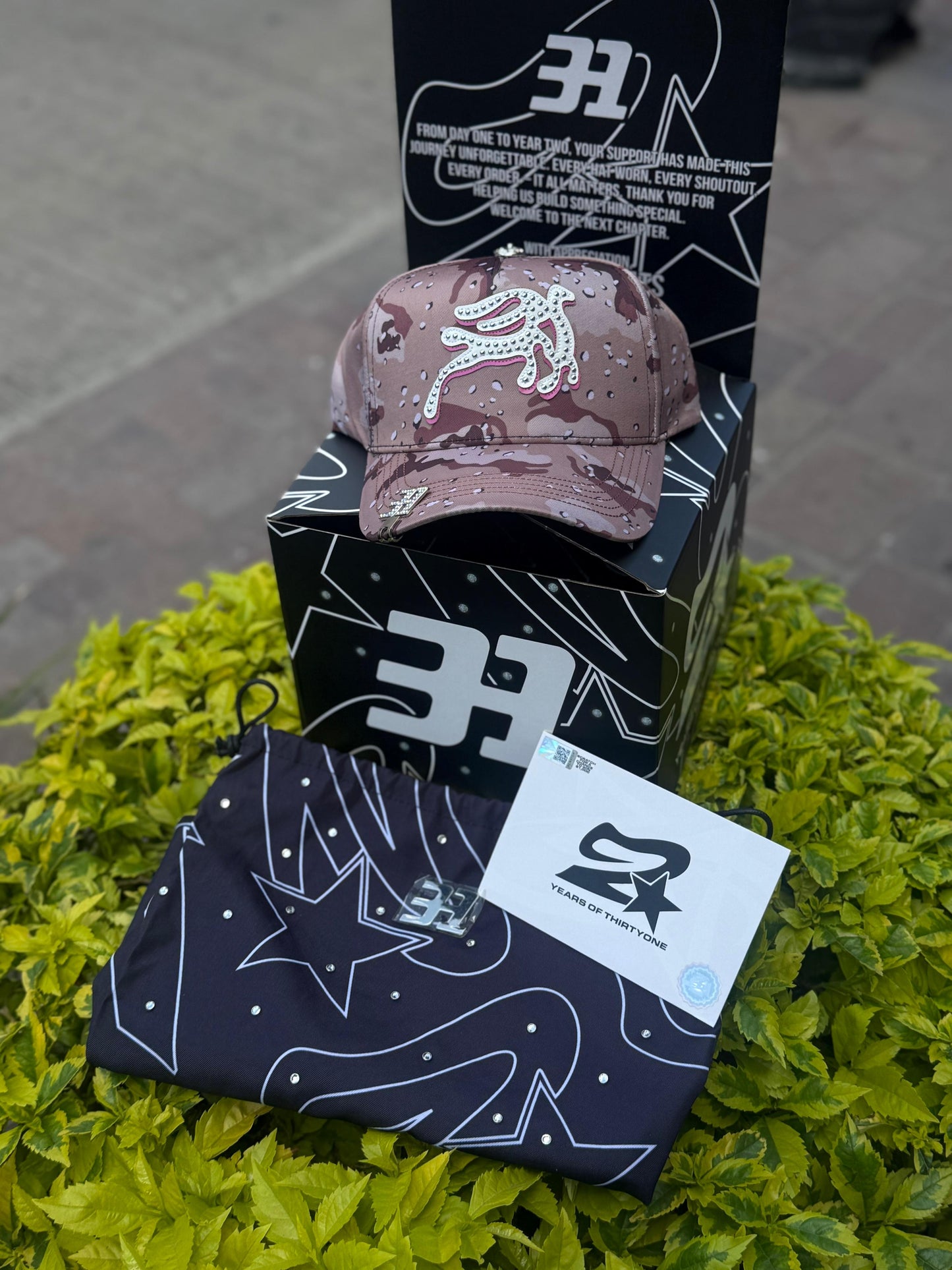 THIRTY ONE - PINK RECON